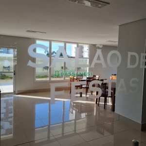 Apto Mobiliado com 115m², 3 dormitórios, 2 vagas, no bairro Universitário em Caxias do Sul para Alugar