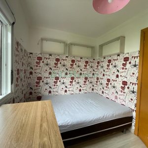 Sobrado Mobiliado com 320m², 2 dormitórios, 2 vagas, no bairro Santa Catarina em Caxias do Sul para Alugar