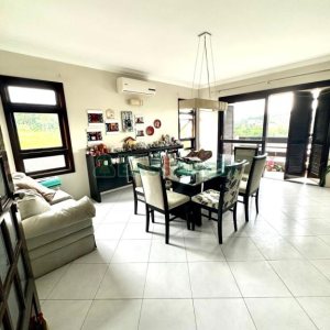 Casa com 360m², 3 dormitórios, 2 vagas, no bairro Cruzeiro em Caxias do Sul para Alugar ou Comprar