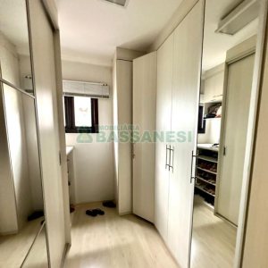 Casa com 360m², 3 dormitórios, 2 vagas, no bairro Cruzeiro em Caxias do Sul para Alugar ou Comprar