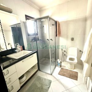 Casa com 360m², 3 dormitórios, 2 vagas, no bairro Cruzeiro em Caxias do Sul para Alugar ou Comprar