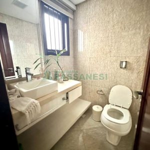 Casa com 360m², 3 dormitórios, 2 vagas, no bairro Cruzeiro em Caxias do Sul para Alugar ou Comprar