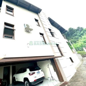 Casa com 360m², 3 dormitórios, 2 vagas, no bairro Cruzeiro em Caxias do Sul para Alugar ou Comprar