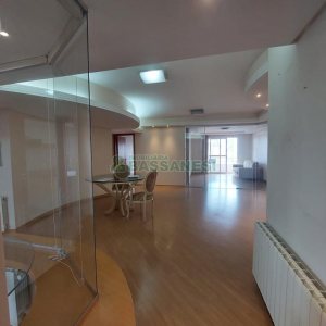 Apartamento com 187m², 3 dormitórios, 4 vagas, no bairro Centro em Caxias do Sul para Comprar