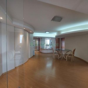 Apartamento com 187m², 3 dormitórios, 4 vagas, no bairro Centro em Caxias do Sul para Comprar