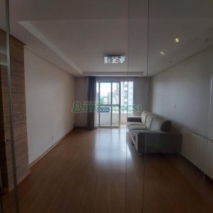Apartamento com 187m², 3 dormitórios, 4 vagas, no bairro Centro em Caxias do Sul para Comprar