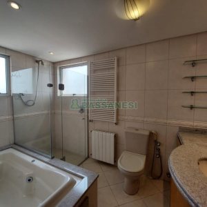 Apartamento com 187m², 3 dormitórios, 4 vagas, no bairro Centro em Caxias do Sul para Comprar