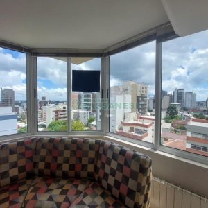 Apartamento com 187m², 3 dormitórios, 4 vagas, no bairro Centro em Caxias do Sul para Comprar
