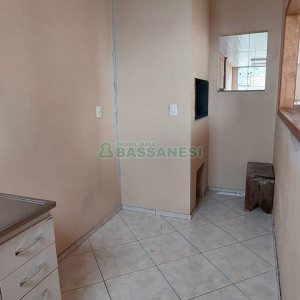 Pavilhão com 700m², no bairro Cinquentenário em Caxias do Sul para Alugar