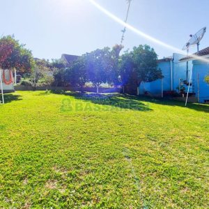 Casa com 220m², 4 dormitórios, 2 vagas, no bairro Santa Catarina em Caxias do Sul para Comprar