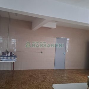 Loja com 83m², no bairro Lourdes em Caxias do Sul para Alugar