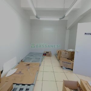Loja com 200m², 1 vaga, no bairro Pio X em Caxias do Sul para Alugar