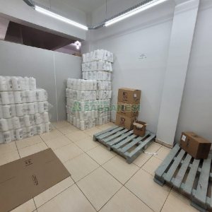 Loja com 200m², 1 vaga, no bairro Pio X em Caxias do Sul para Alugar