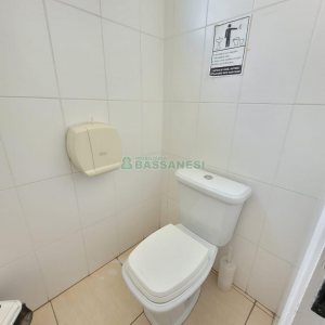 Loja com 200m², 1 vaga, no bairro Pio X em Caxias do Sul para Alugar