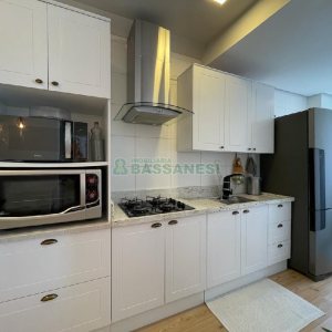 Apto Mobiliado com 62m², 2 dormitórios, 1 vaga, no bairro Panazzolo em Caxias do Sul para Alugar