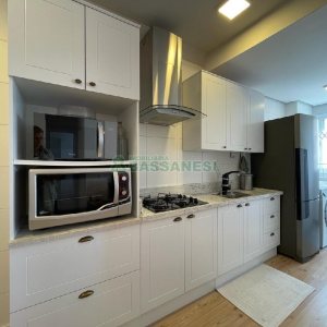 Apto Mobiliado com 62m², 2 dormitórios, 1 vaga, no bairro Panazzolo em Caxias do Sul para Alugar