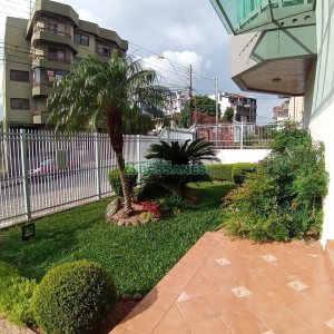 Apartamento com 102m², 3 dormitórios, 2 vagas, no bairro Madureira em Caxias do Sul para Alugar