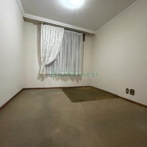 Apartamento com 102m², 3 dormitórios, 2 vagas, no bairro Madureira em Caxias do Sul para Alugar