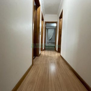 Apartamento com 102m², 3 dormitórios, 2 vagas, no bairro Madureira em Caxias do Sul para Alugar
