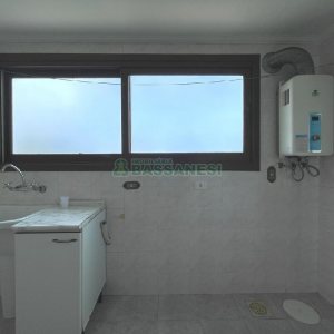 Apartamento com 102m², 3 dormitórios, 2 vagas, no bairro Madureira em Caxias do Sul para Alugar