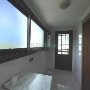Apartamento com 102m², 3 dormitórios, 2 vagas, no bairro Madureira em Caxias do Sul para Alugar