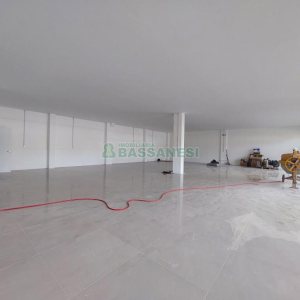 Loja com 150m², no bairro Cruzeiro em Caxias do Sul para Alugar