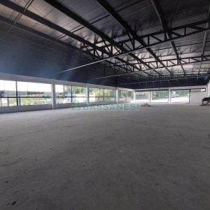 Loja com 404m², no bairro Cruzeiro em Caxias do Sul para Alugar