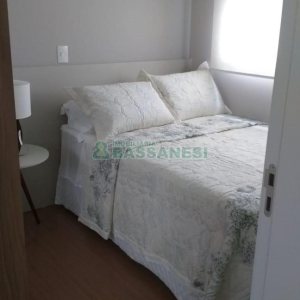 Apartamento com 55m², 2 dormitórios, 1 vaga, no bairro Lourdes em Caxias do Sul para Comprar