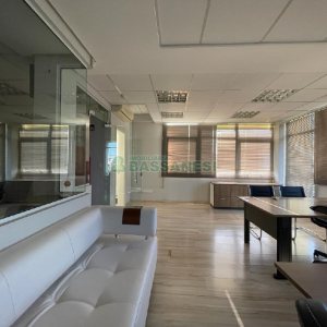 Sala Mobiliada com 297m², 2 vagas, no bairro Sanvitto em Caxias do Sul para Alugar
