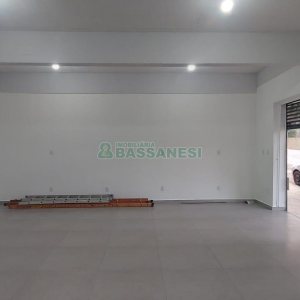 Loja com 62m², no bairro Cristo Redentor em Caxias do Sul para Alugar