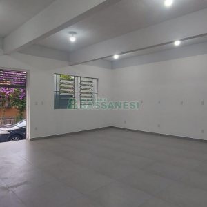Loja com 62m², no bairro Cristo Redentor em Caxias do Sul para Alugar