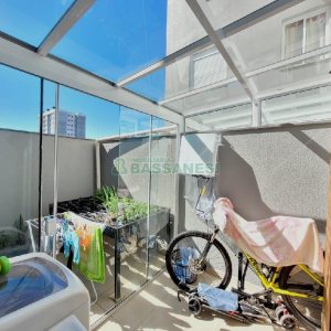 Apto Mobiliado com 50m², 2 dormitórios, 1 vaga, no bairro Santa Lúcia em Caxias do Sul para Comprar