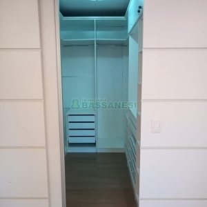Apartamento com 186m², 3 dormitórios, 2 vagas, no bairro Pio X em Caxias do Sul para Comprar