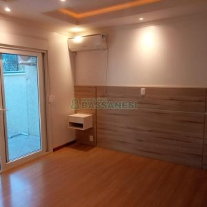 Apartamento com 186m², 3 dormitórios, 2 vagas, no bairro Pio X em Caxias do Sul para Comprar