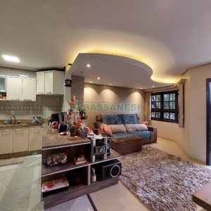 Casa com 150m², 3 dormitórios, 3 vagas, no bairro Kayser em Caxias do Sul para Comprar