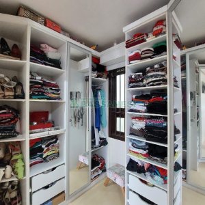 Casa com 150m², 3 dormitórios, 3 vagas, no bairro Kayser em Caxias do Sul para Comprar