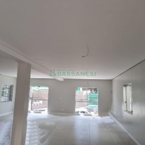 Loja com 142m², no bairro Centro em Caxias do Sul para Comprar