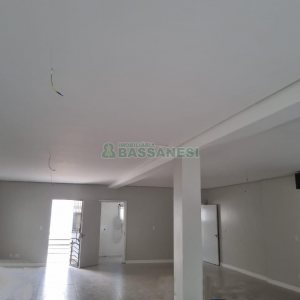 Loja com 142m², no bairro Centro em Caxias do Sul para Comprar