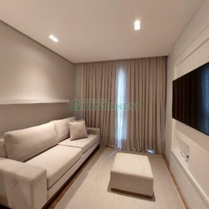 Apto Mobiliado com 48m², 1 dormitório, 1 vaga, no bairro Santa Catarina em Caxias do Sul para Alugar