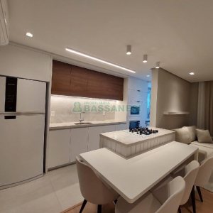 Apto Mobiliado com 48m², 1 dormitório, 1 vaga, no bairro Santa Catarina em Caxias do Sul para Alugar