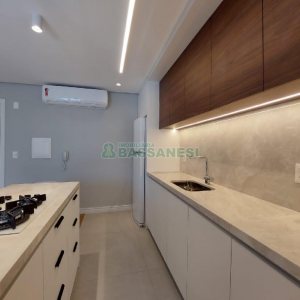 Apto Mobiliado com 48m², 1 dormitório, 1 vaga, no bairro Santa Catarina em Caxias do Sul para Alugar