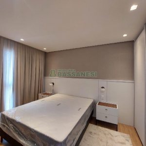 Apto Mobiliado com 48m², 1 dormitório, 1 vaga, no bairro Santa Catarina em Caxias do Sul para Alugar