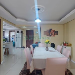 Apartamento com 86m², 3 dormitórios, 2 vagas, no bairro Panazzolo em Caxias do Sul para Comprar