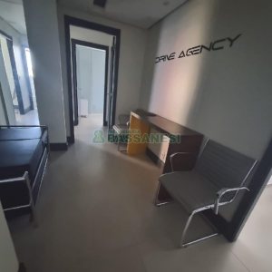 Sala Mobiliada com 87m², 2 vagas, no bairro Centro em Caxias do Sul para Alugar