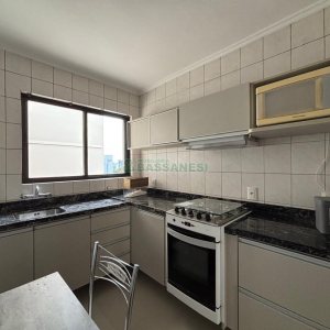 Apartamento com 106m², 3 dormitórios, 2 vagas, no bairro São Pelegrino em Caxias do Sul para Alugar