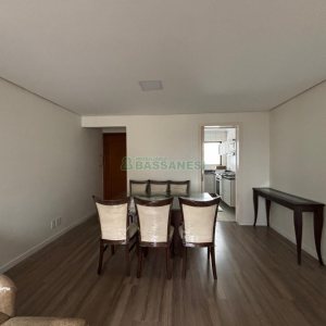 Apartamento com 106m², 3 dormitórios, 2 vagas, no bairro São Pelegrino em Caxias do Sul para Alugar