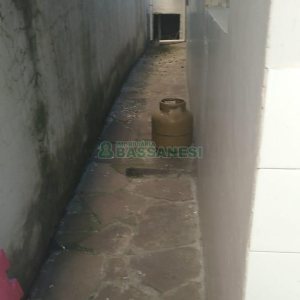 Casa com 100m², 3 dormitórios, 1 vaga, no bairro Jardim América em Caxias do Sul para Comprar
