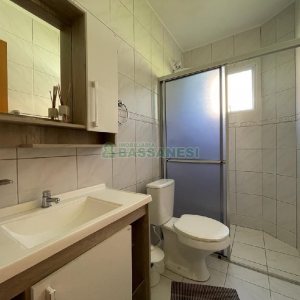 Casa com 72m², 3 dormitórios, 1 vaga, no bairro Esplanada em Caxias do Sul para Alugar