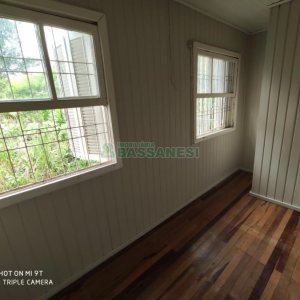 Casa com 110m², 3 dormitórios, 1 vaga, no bairro Medianeira em Caxias do Sul para Comprar