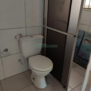Casa com 110m², 3 dormitórios, 1 vaga, no bairro Medianeira em Caxias do Sul para Comprar